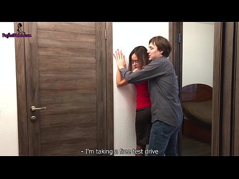 ❤️ Ko te Kaihokohoko Sexy ka whakakorikori i tana Topanga me te whanako i a ia e hoko ana i tana whare noho - Krempai ❤❌ Sex ataata i mi.assistirhentai.ru